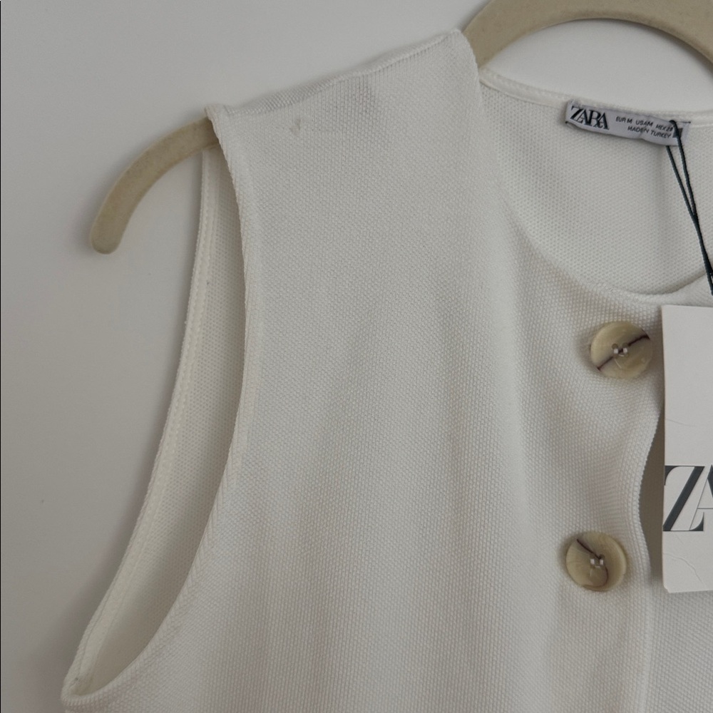 Zara button down white top - Picture 2 of 3